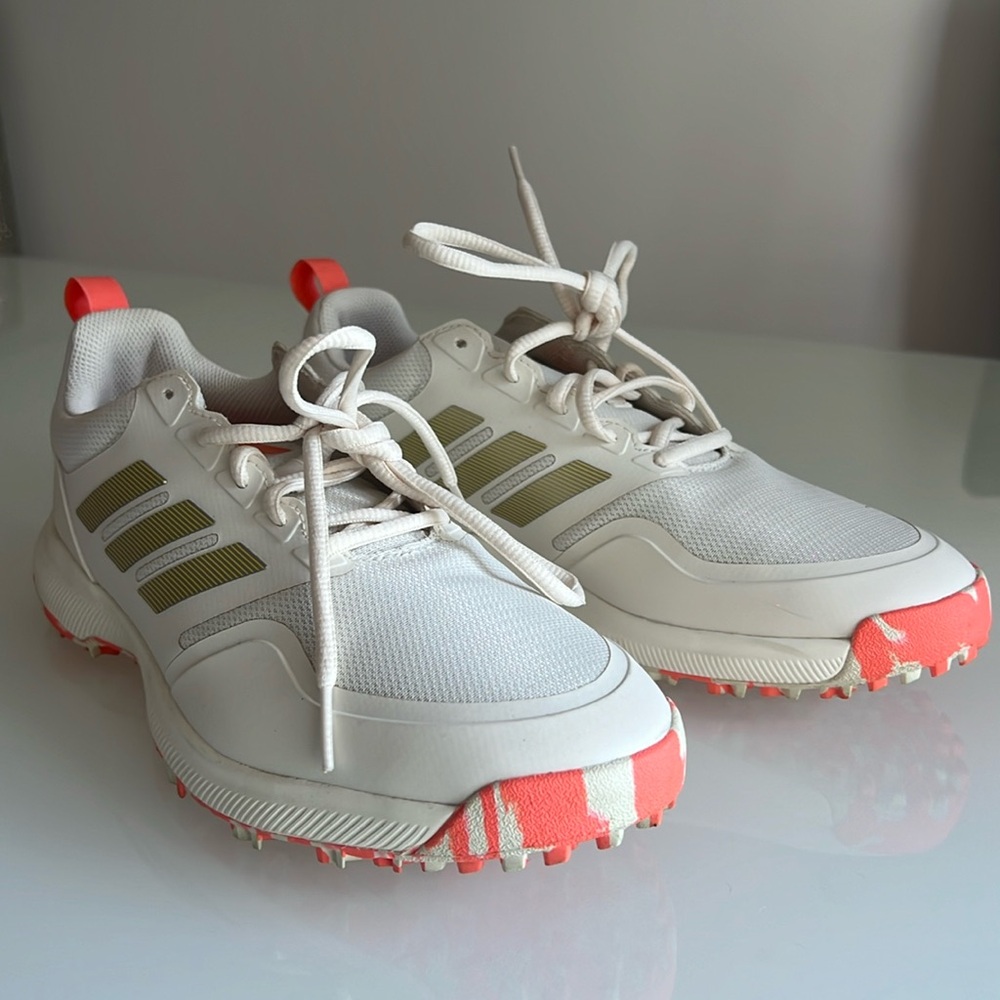 Never used Women’s adidas golf shoes